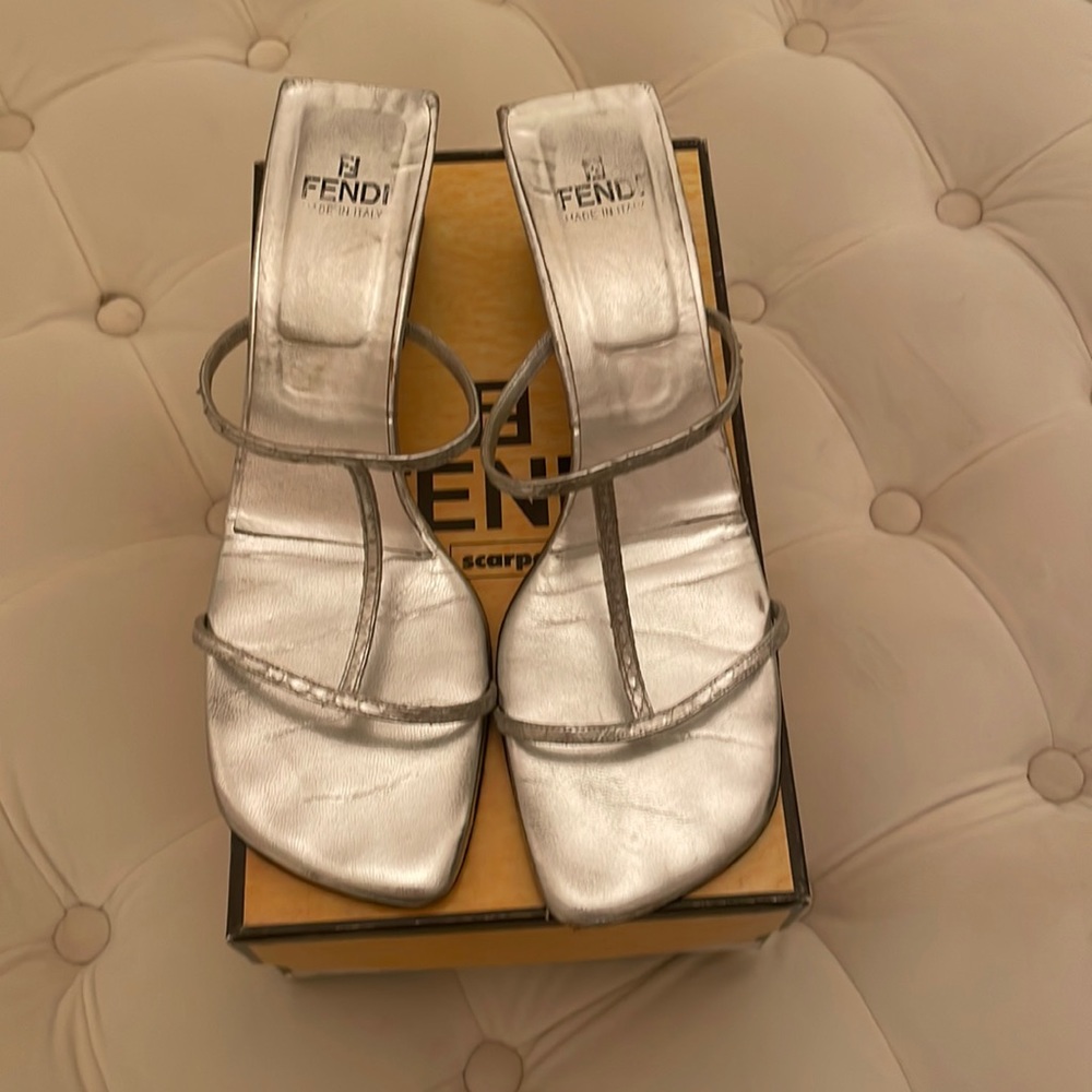 VINTAGE FENDI LAME PYTHON SILVER SLIDES